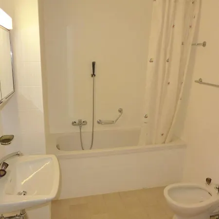 Monte Cristo 6 By Interhome * كرانز مونتانا